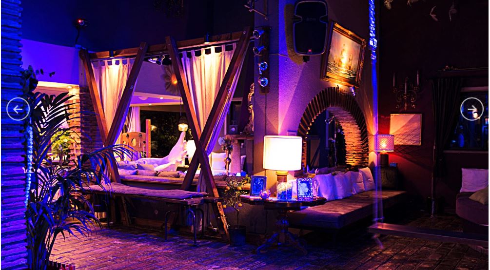 Rome Flirt swinger club villa